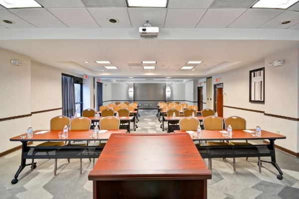 Hyatt Place Baton Rouge I-10 image 14